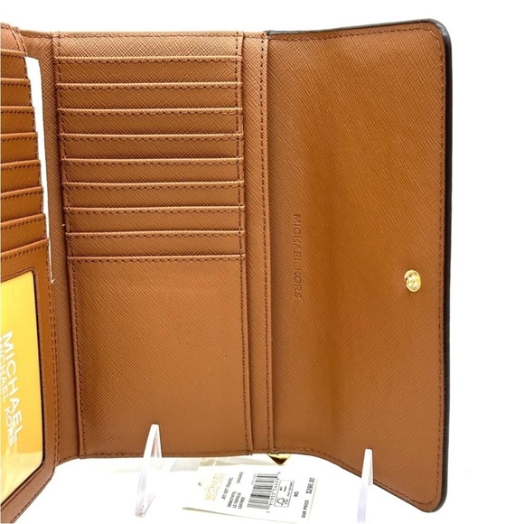 Michael Kors Large Trifold Wallet Luggage - Picture 7 of 8